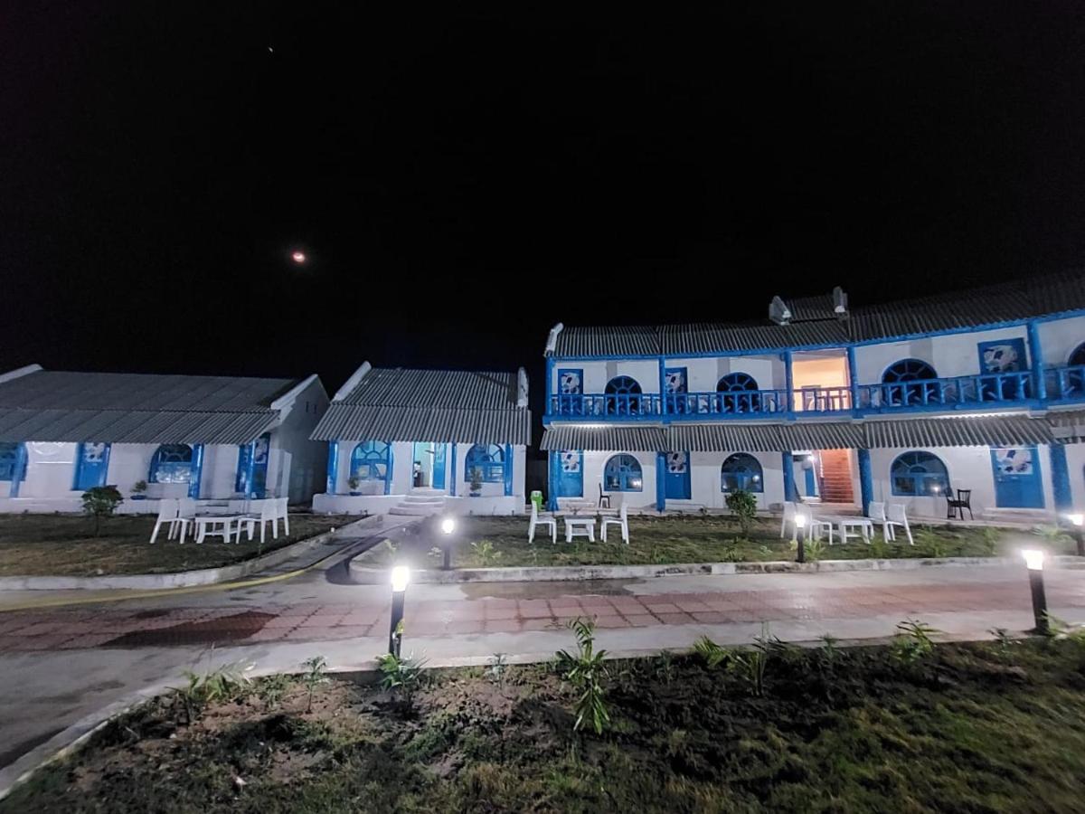 Megha Beach Resort - Sea View Мандармані Екстер'єр фото